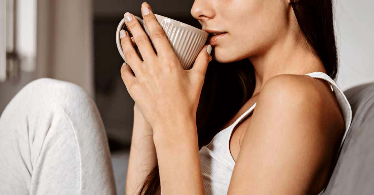 woman drinking coffee